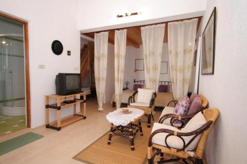 Apartment Stinjan 7603a
