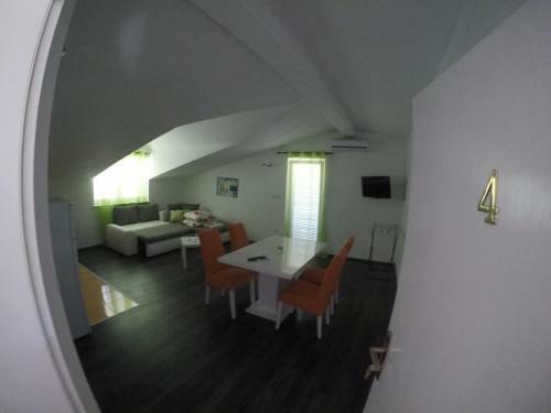 Apartments Leona