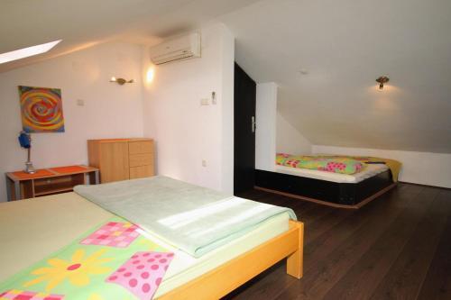 Apartment Krk 5400a