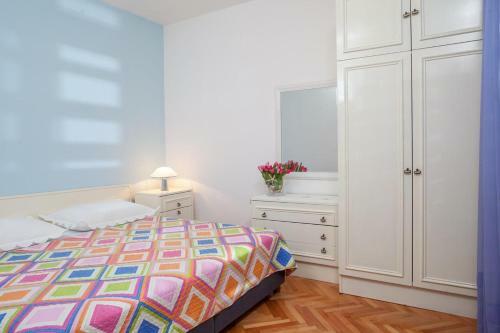 Apartment Tucepi 2677b
