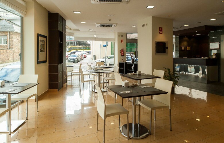 Hotel Exe Puerta San Pedro