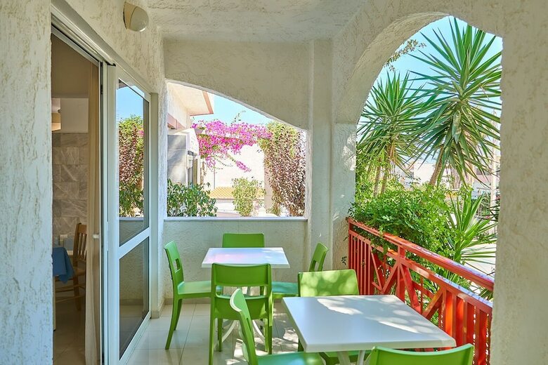 Aparthotel Apartments Apollon