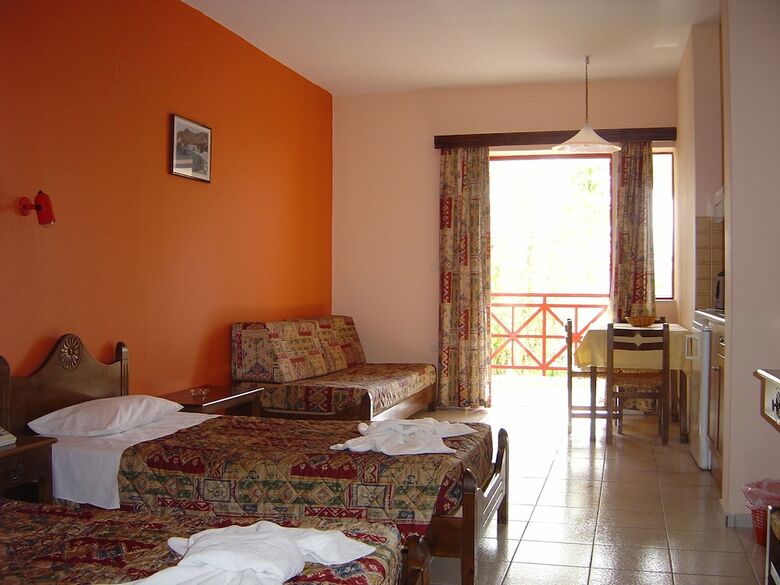 Aparthotel Apartments Apollon