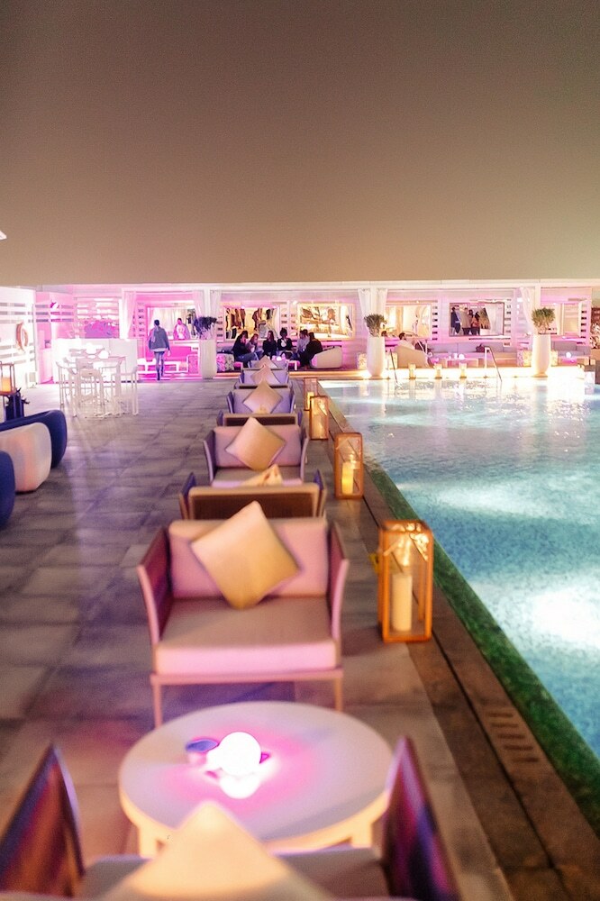 Hotel Media One