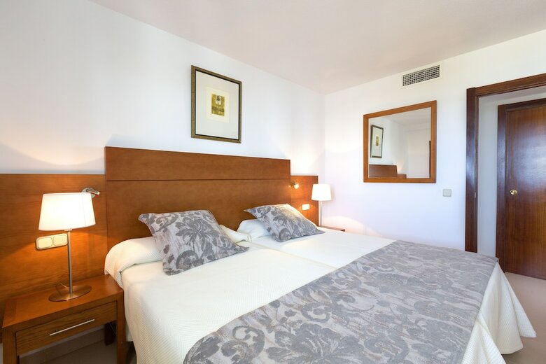 Aparthotel Hipotels Mercedes