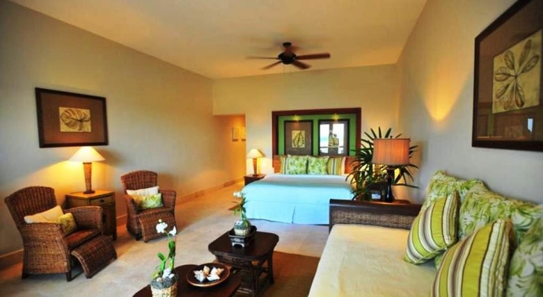 Hotel Xeliter Golden Bear Lodge