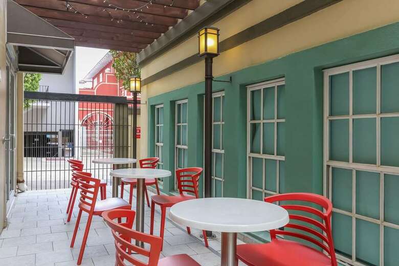 Hotel Howard Johnson Inn Downtown Mayaguez Pr