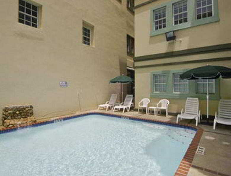 Hotel Howard Johnson Inn Downtown Mayaguez Pr