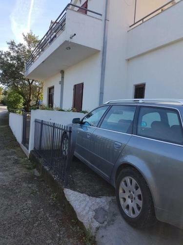 Apartment Arbanija 4320b