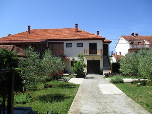 Apartman Eduard ?imi?ev