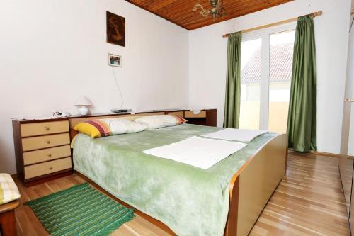 Apartments With A Parking Space Orebic (peljesac) - 10102