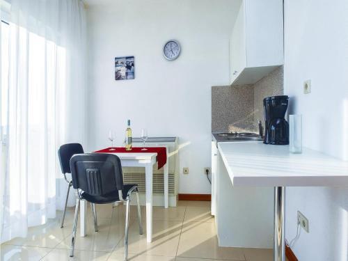 Apartment Podstrana 51