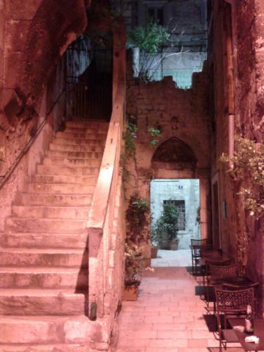Iron Gates Apartments