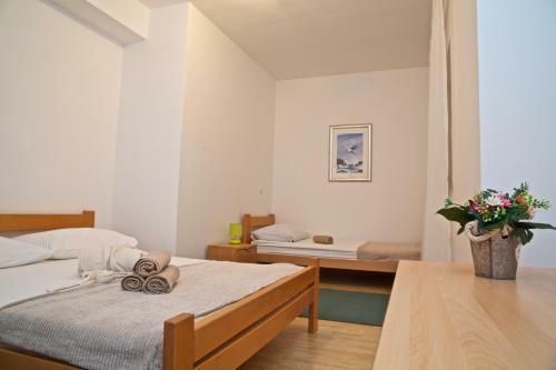 Antonija Apartments With Pool