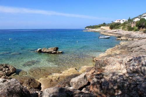 Apartments By The Sea Zavala (Hvar) - 8745