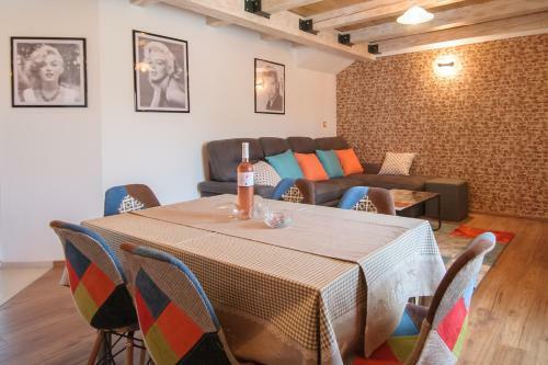 Apartment Borgo 8