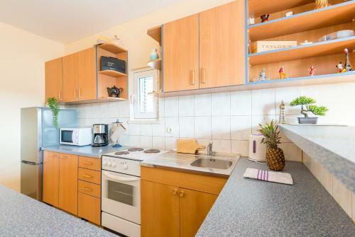 Sunlit Comfort Apartments