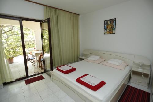 Apartment Mira A1