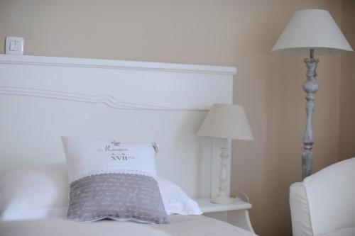 Hostal Tinel Rooms Old City Center