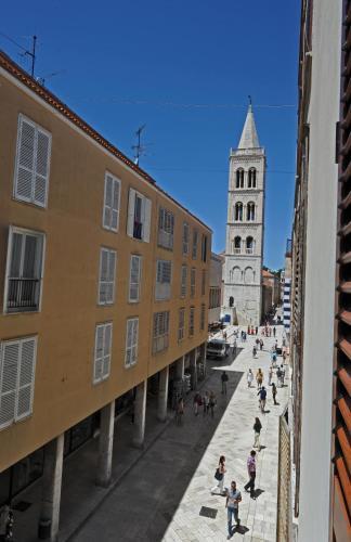 Hostal Tinel Rooms Old City Center