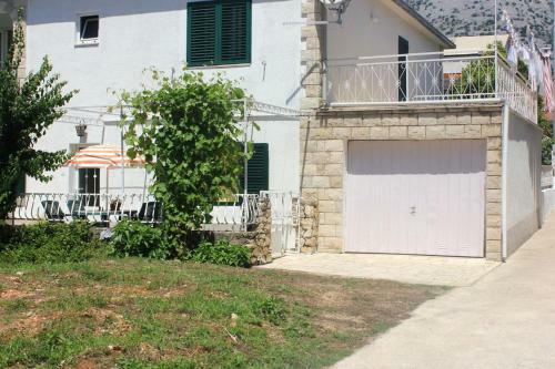 Apartment Orebic 10090a