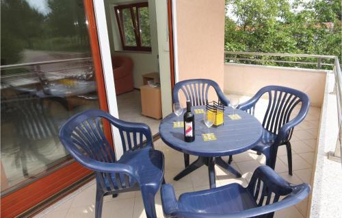 Holiday Apartment Premantura 8