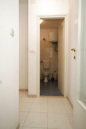 Apartments By The Sea Vis - 2441