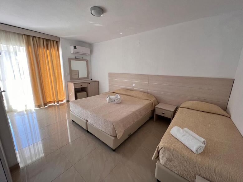 Hotel Hanioti Grand Victoria