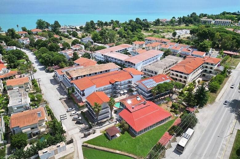 Hotel Hanioti Grand Victoria