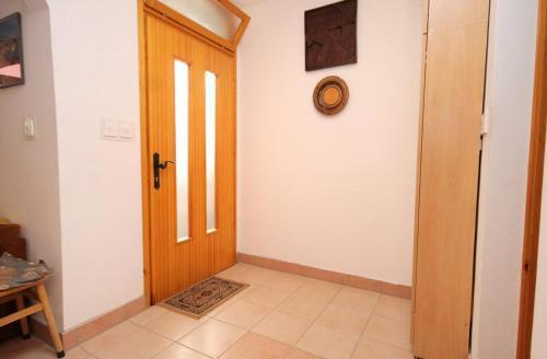 Apartments By The Sea Crikvenica - 5603