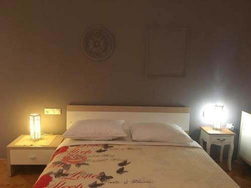 Hostal Apartments Perina