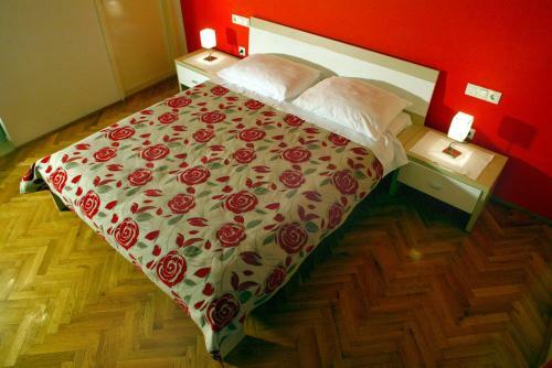 Hostal Apartments Perina