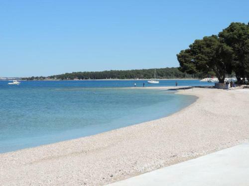Apartments Rudez - Pool - Jacuzzi