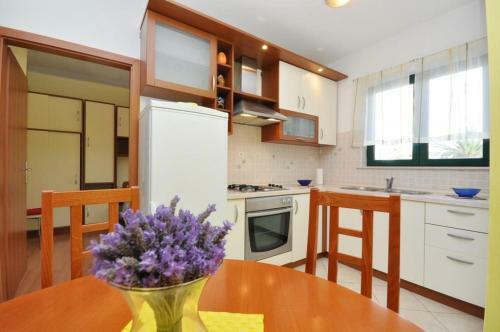 Apartment Vela Luka 9244a