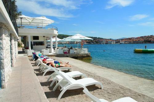 Apartment Vela Luka 9244a