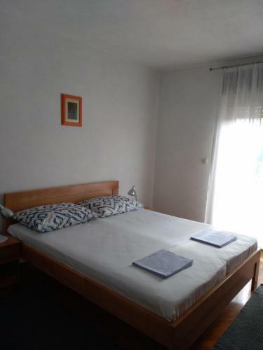 Hostal Room Rade