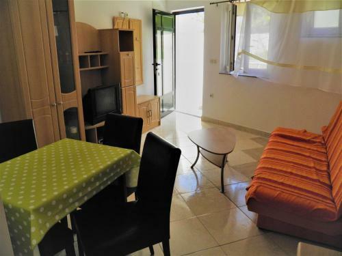 Apartments Pintar Zarok