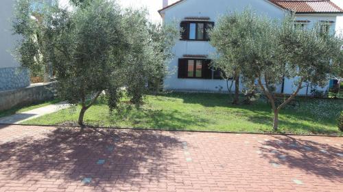 Apartment In Malinska 20
