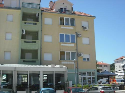 Apartment Natali Omis