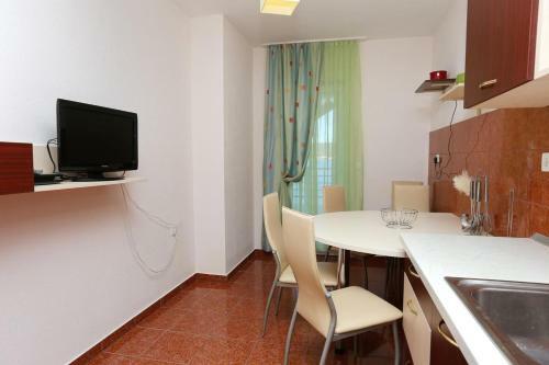Apartment Razanj 10318d