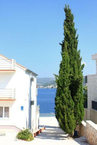 Apartment Razanj 10318d