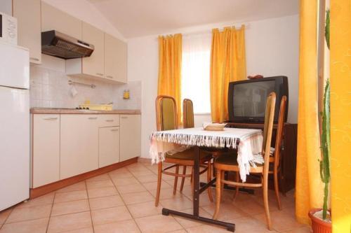 Apartment Novigrad 7121a