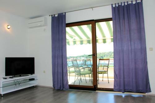 Apartment Tisno 5106c