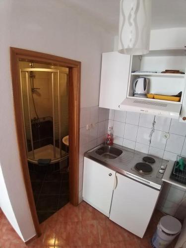 Apartment Baska Voda 6872a