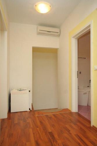 Apartment Pasman 8215c