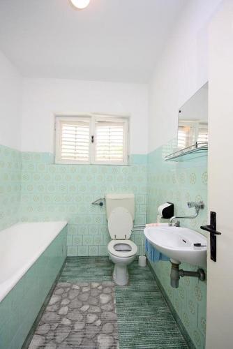 Hostal Apartments With A Parking Space Palit (rab) - 5052