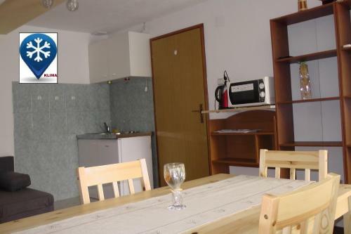 Hostal Apartment And Rooms Ara?i?