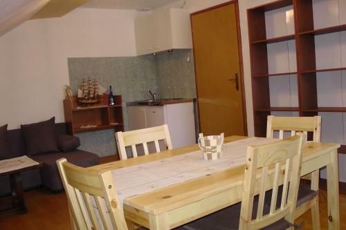 Hostal Apartment And Rooms Ara?i?