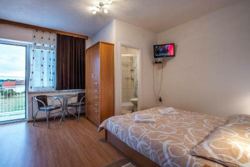 Hostal Apartment And Rooms Ara?i?