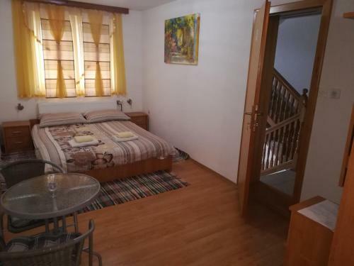 Hostal Apartment And Rooms Ara?i?